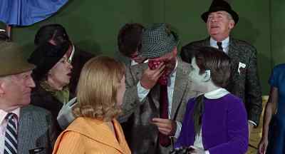 Oh, I say! What's this? - Munster, Go Home!