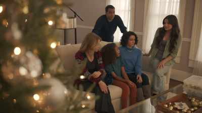 Oh, I think I do a little
bit better than that. - A Christmas Open House