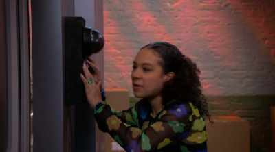 Oh! I think I found the panel
that controls the door. - The Villains of Valley View