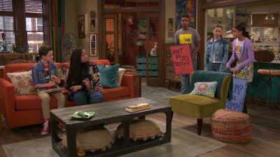 Oh. I think I'm
having a vision, too. - Raven's Home