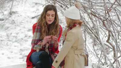 Oh, I think
it needs more glue. - Christmas Love Letter