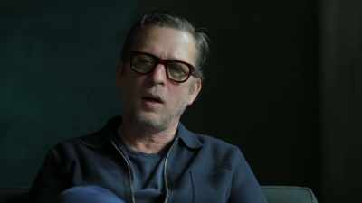 -: Oh, I think the first is a guy - Inside the Mind of a Con Artist