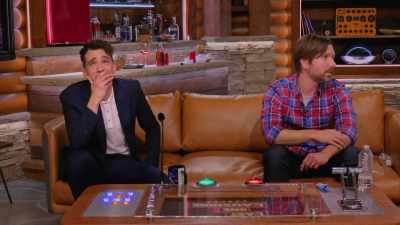 Oh, I think Tom is doing
his mime thing to no one. - LOL: Last One Laughing Canada
