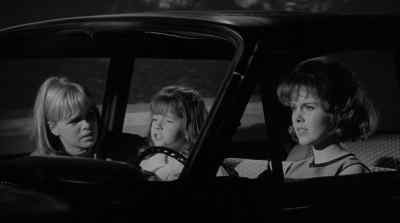 Oh I told you we
shouldn't have come. - I Saw What You Did