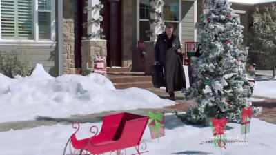 Oh, and I volunteered to help - Christmas Wonderland