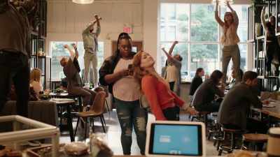- ♪ Oh, I wanna dance
with somebody ♪ - Zoey's Extraordinary Playlist