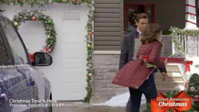- Oh, I wish I had that time machine right now.
- What? - The Great Christmas Switch