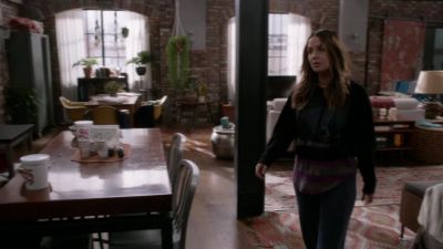 Oh, I'd give the soup
another minute to cool. - Grey's Anatomy