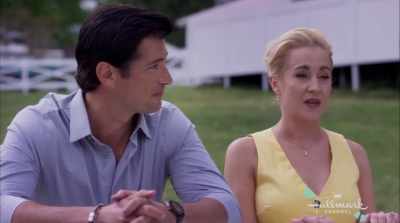 - Oh, I'll be happy as soonas I walk down the aisle - Wedding at Graceland