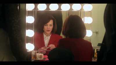 Oh, I'll be quick.
Peggy Romero is shooting - The Girls on the Bus