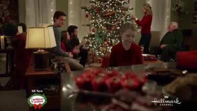 - Oh, I'm so excited. - Sister Swap: A Hometown Holiday