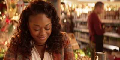 Oh, I'm, I'm the girl who, - Ghosting: The Spirit of Christmas