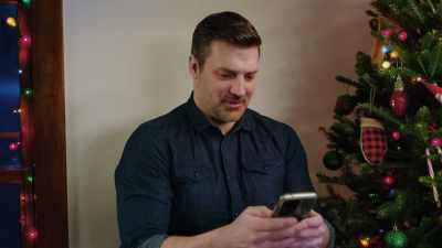 - Oh, I'm just chattin'
with someone online. - Christmas Lover's Anonymous
