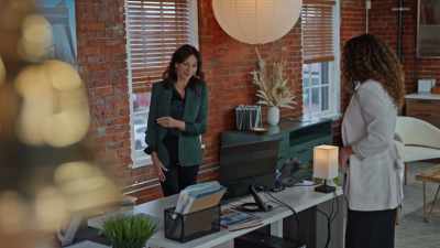 Oh, I'm just happy,
as you said, - Aurora Teagarden Mysteries: Death at the Diner