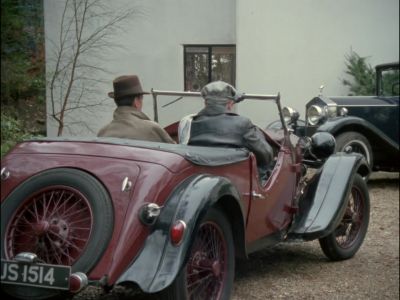Oh, this is nice. - Agatha Christie's Poirot