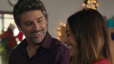 - Oh, this is practical
and festive. I love it. - A Dance in the Snow
