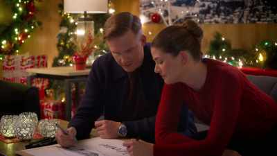 Oh. Is that where you grew up? - Meet Me Under the Mistletoe