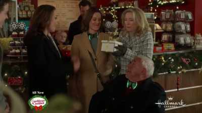 - Oh, is it? 'Cause somebody
did some shopping recently, - Sister Swap: A Hometown Holiday
