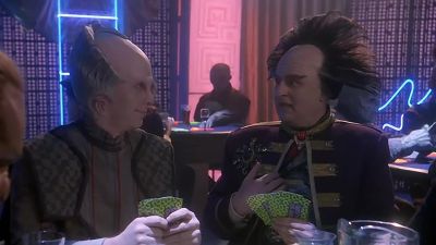 - Oh, is it to me?
- Yes. - Babylon 5