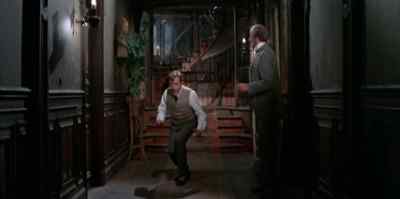 - Oh, it’s you again!
- Yes. - Hotel Paradiso