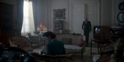 - Oh, is it time?
- It is, ma'am. - The Crown