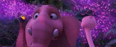 Oh. It'll bounce off the ship.
I need someone to take it. - Jungle Beat: The Movie