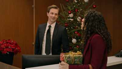 Oh, it's a Christmas tree
you order online. - Six Degrees of Santa