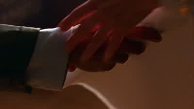 Oh. It's a long walk home, Mr. Ross. Check your pockets. - Smallville