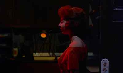 Oh, it's dark. - Peeping Tom