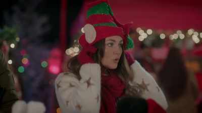Oh, it's fun.
It's maybe a bit over the top. - Long Lost Christmas