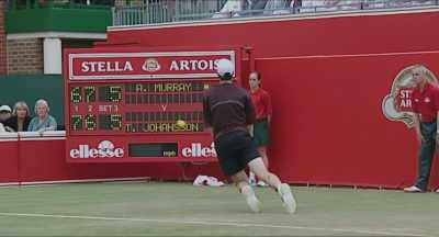 Oh, it's gone again.
That left thigh has gone again. - Andy Murray: Resurfacing