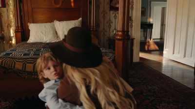 Oh, it's okay. I got you. - Desperate Riders