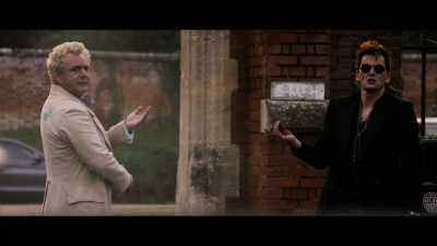 - Oh, it's paint.
- [TOMPKINS] Hey! - Good Omens