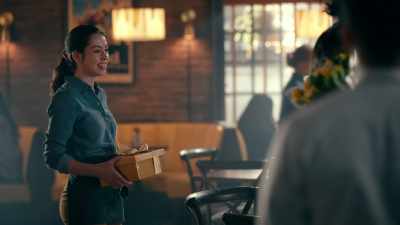 - Oh, it's so wonderful to see you.
- You too. - Sweet Magnolias
