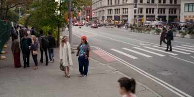 Oh, Jackie.
We cannot be
site-specific friends. - And Just Like That…