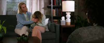 Oh, Kiki. No, no. Keeks. - A Bad Moms Christmas