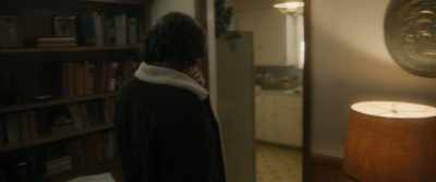 Oh, you know, probably a dead raccoon
or something down in the crawl space. - Dahmer – Monster: The Jeffrey Dahmer Story