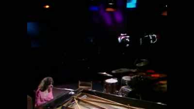 >> ♪ OH, LET'S GO UP ON THE - 2021 Rock & Roll Hall of Fame Induction Ceremony
