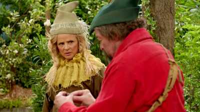 -Oh.
-...like it's judging you - At Home with Amy Sedaris