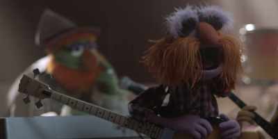 Oh! Like what we did last time
with Zedd and Sofia Carson? - The Muppets Mayhem