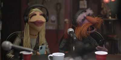 Oh, Lips here is working on a Ted talk.
Save the world. - The Muppets Mayhem
