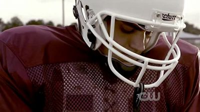 Oh! Look at that. - The Vampire Diaries