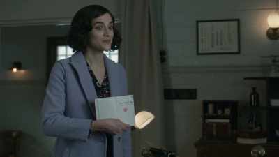 - Oh! Look at this: - Frankie Drake Mysteries