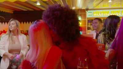 Oh, you look so beautiful
in blonde, - The Real Housewives of Dubai