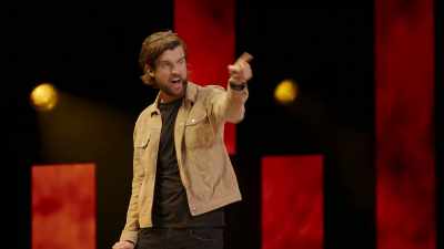 "Oh look, that guy over there
is offering it for half price." - Jack Whitehall: Settle Down