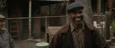 Oh! Look here, bono. - Fences