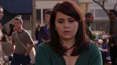 - Oh, look, it's the ho.
- Ew. - Parenthood