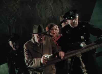 - Oh!
- Look out. - Mystery of the Wax Museum