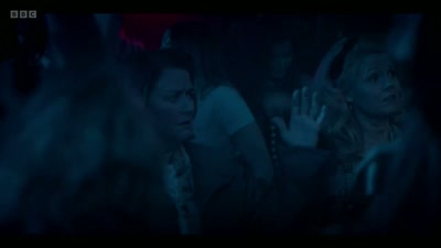 Oh, look, there's another room.
Oh, might be VIP. - The Power of Parker