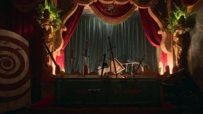 ‐ Oh, that looks bad. - Marvel's Runaways